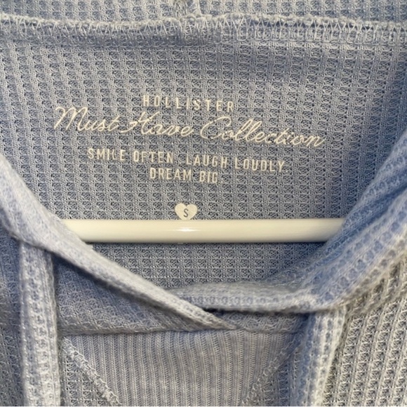 Hollister hooded shirt - Picture 5 of 6